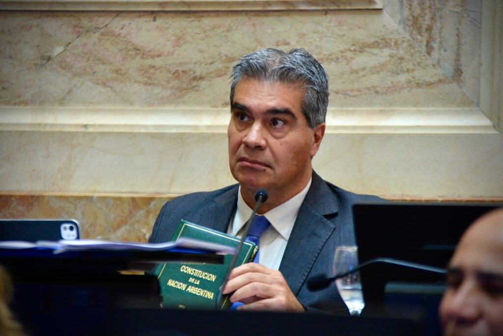 Capitanich sostuvo que la propiedad privada ya está protegida por la Constitución y reclamó el debate sobre el acceso a la propiedad