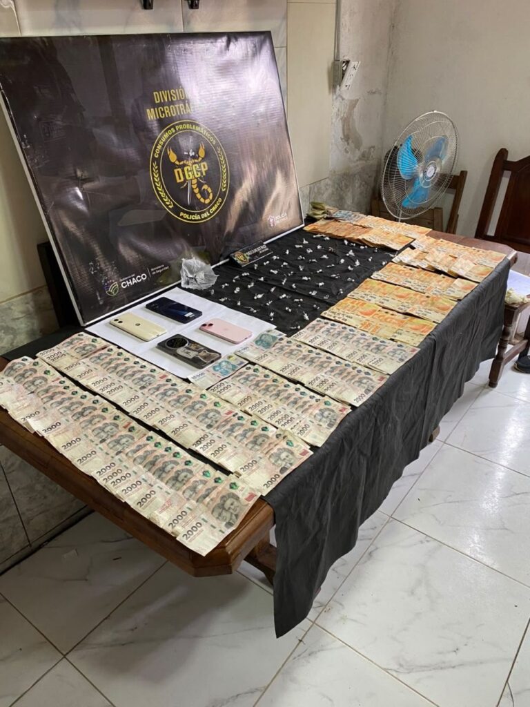 Barrio Mariano Moreno: allanaron una vivienda y secuestraron cocaína y más de $450 mil