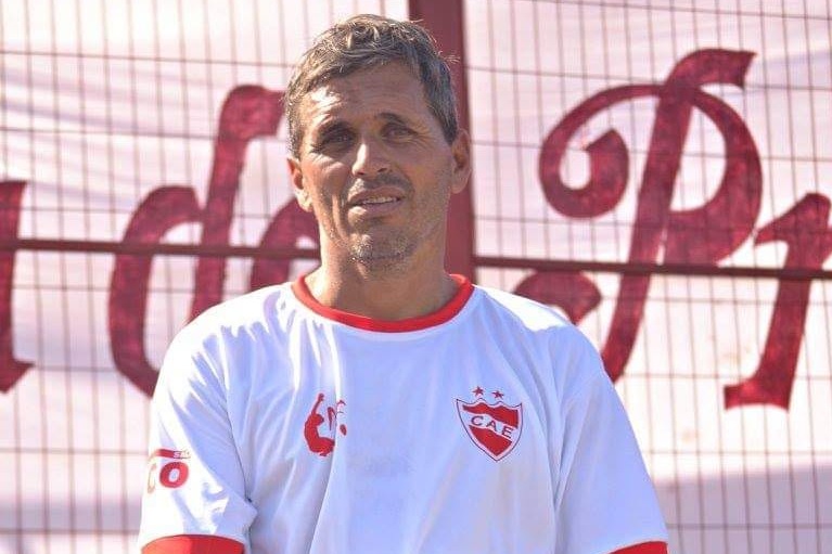 Adrián Halupa vuelve al fútbol