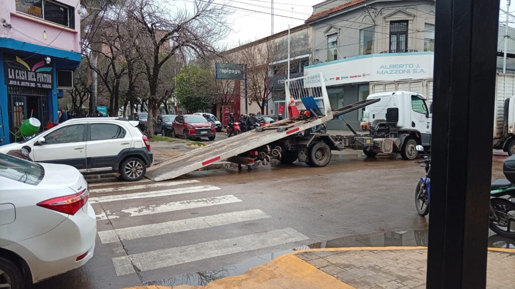 RESISTENCIA| Estacionó en una rampa para personas con discapacidad y terminó en el corralón