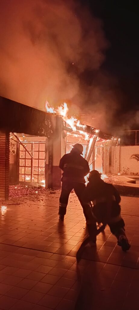 Rescataron a una mujer de 81 años durante un incendio en Resistencia