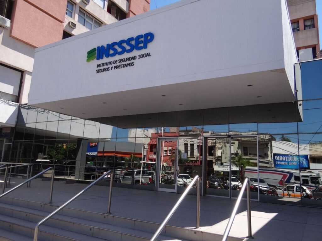 Alerta por estafas: el INSSSEP negó una campaña de actualización de datos