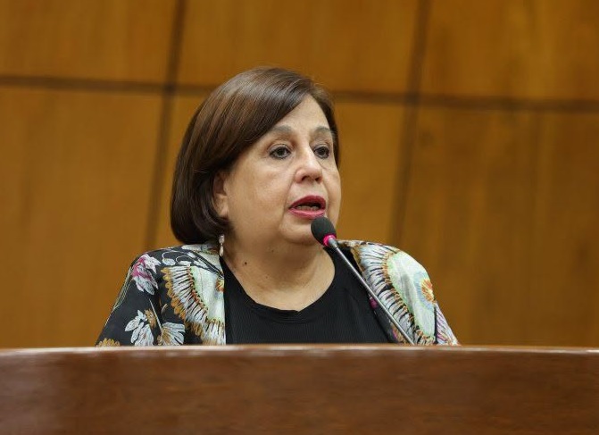 Esperanza Martínez alertó sobre la crisis en el Paraguay: «El país tiene que ser rescatado»