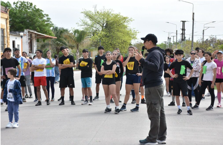 Villa Ángela debutó con una innovadora maratón de postas estudiantil
