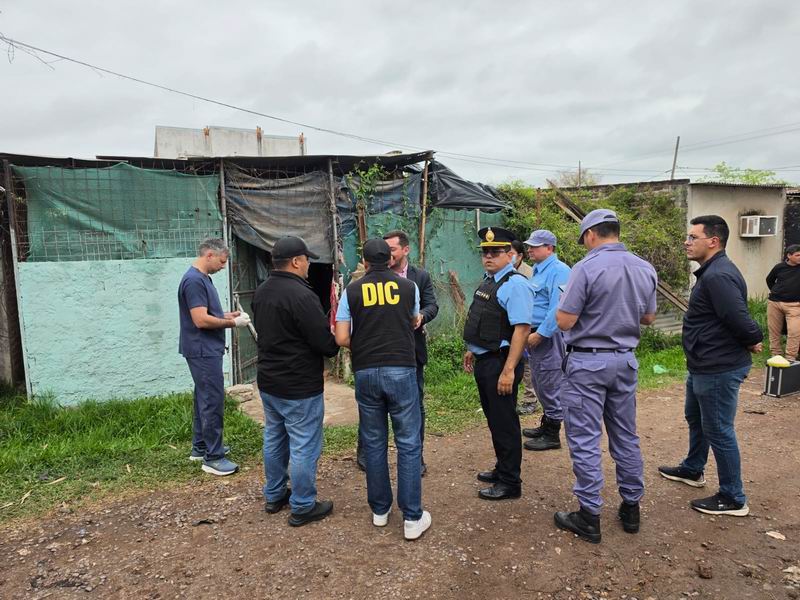 Murió una señora y su vecino terminó demorado