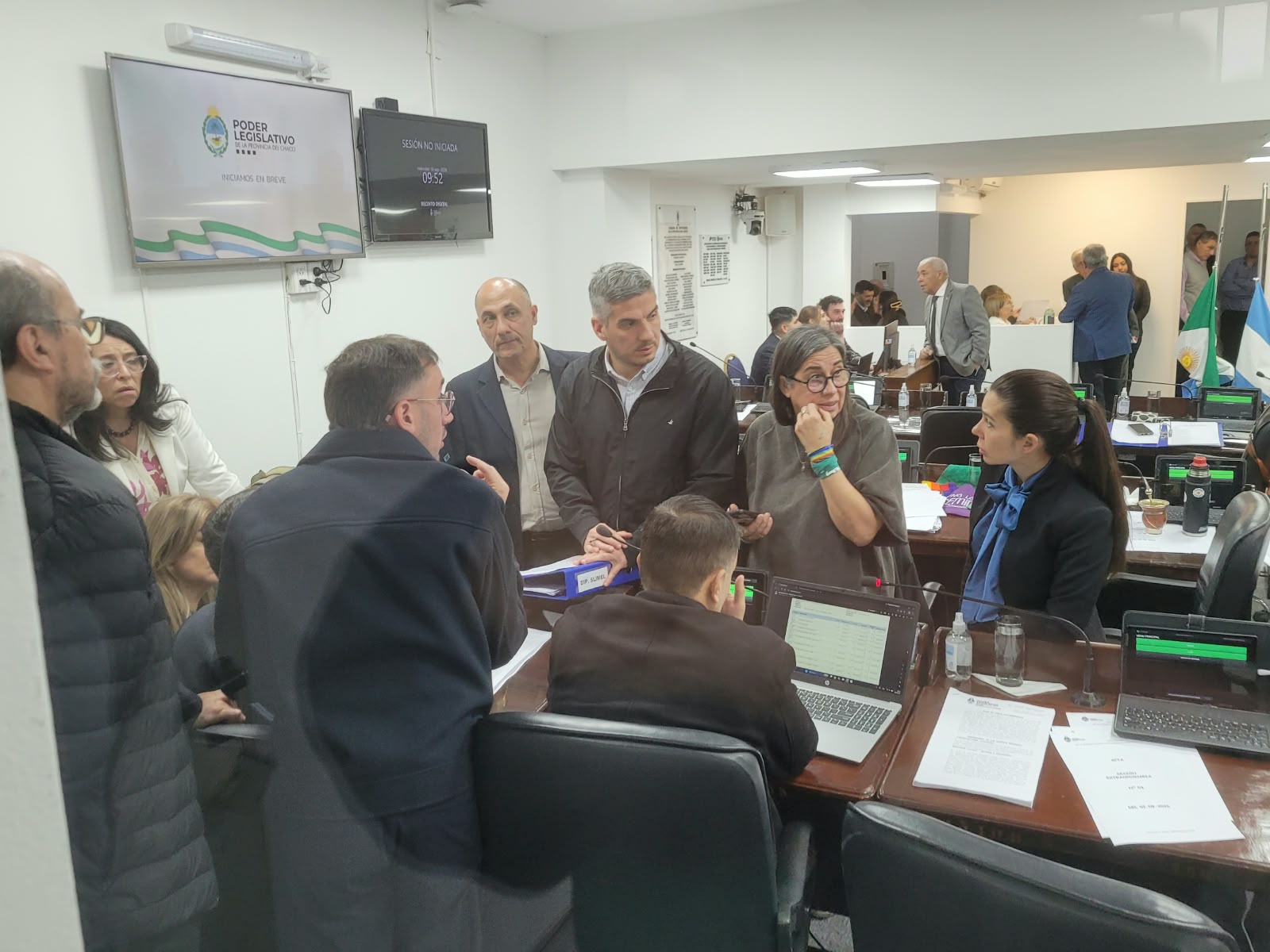 Tensión en la Legislatura chaqueña: el oficialismo avanza mientras Blanc sigue en la mira