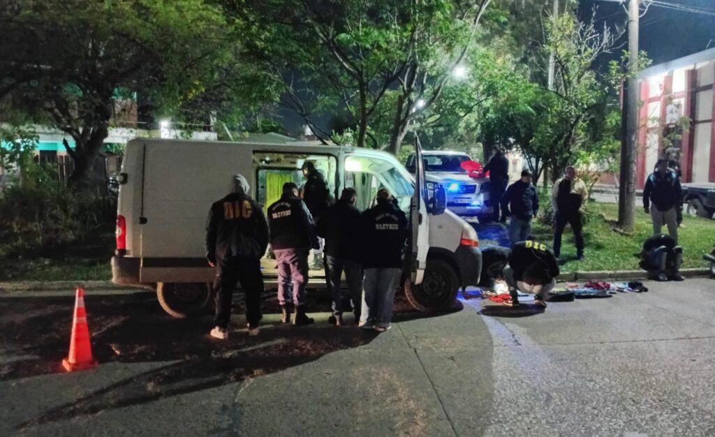 Robaron 20 millones de pesos y la Policía aprehendió a un hombre el miércoles por la noche