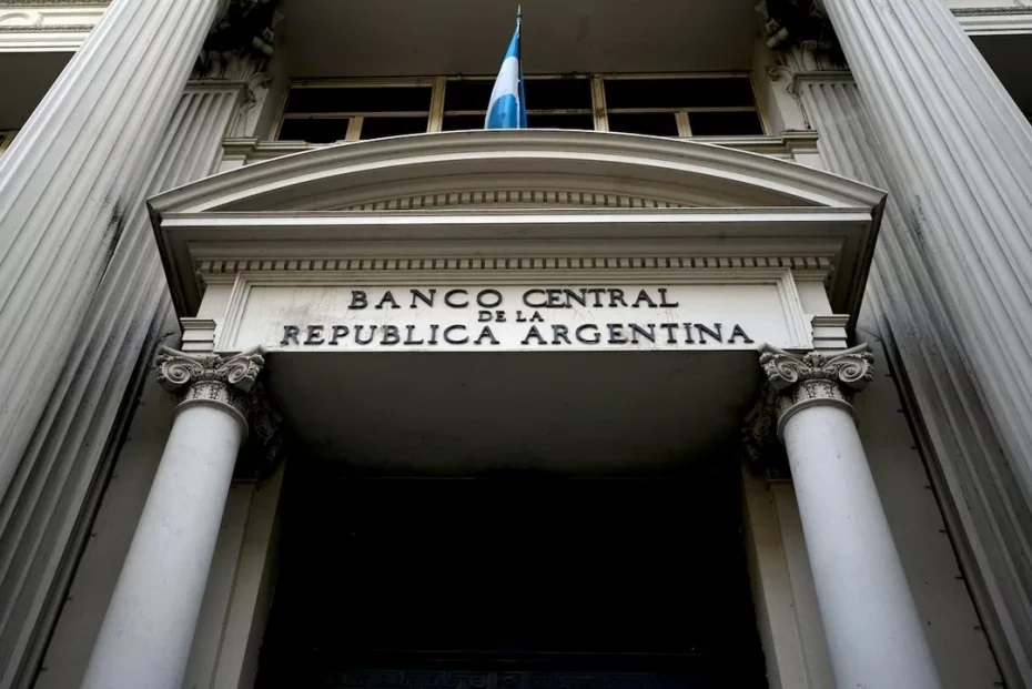 LUNES| Créditos hipotecarios: el BCRA pone en marcha el fondeo de ANSES a bancos con una primera licitación por $200.000 millones