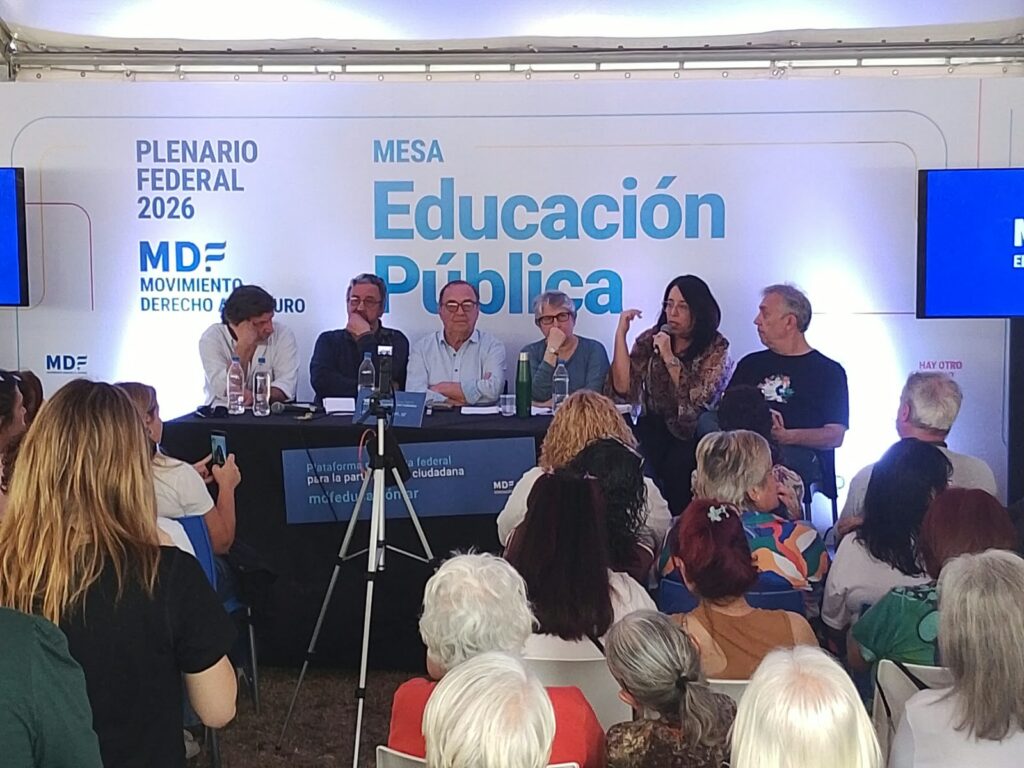 Analía Flores llevó la mirada educativa del Chaco al debate nacional: «Las provincias sostienen el sistema»