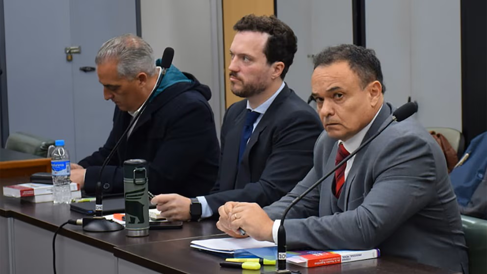 Ordenaron detener en Chaco al exsecretario judicial que usó una causa narco para espiar a su esposa por celos