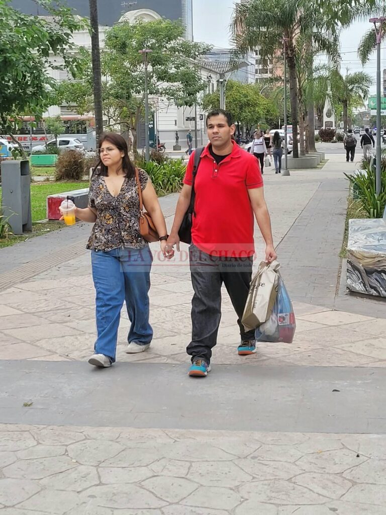 La primavera llegó a Resistencia: flores, paseos y encuentros al aire libre en el corazón de la ciudad