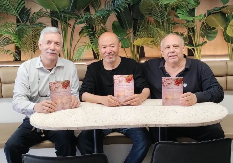«Allende los mares» llegó a la Feria del Libro de Catamarca