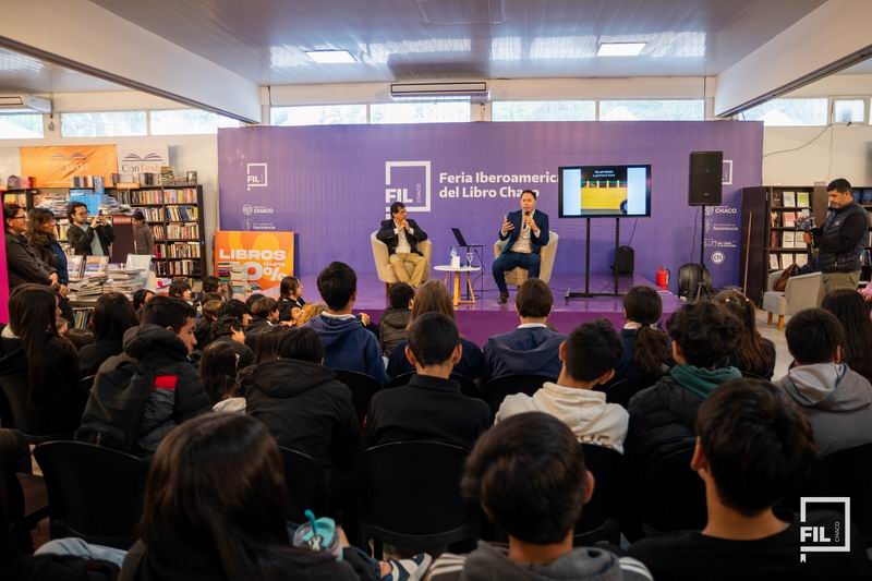Recta final de la FIL con poesía, cuentos e historia
