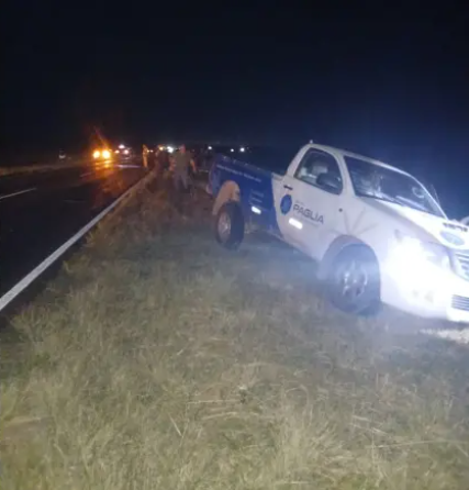 Un motociclista murió tras chocar contra una camioneta