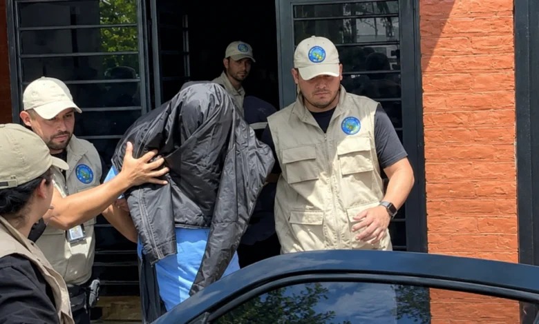 Arrestaron al ginecólogo tras varios allanamientos