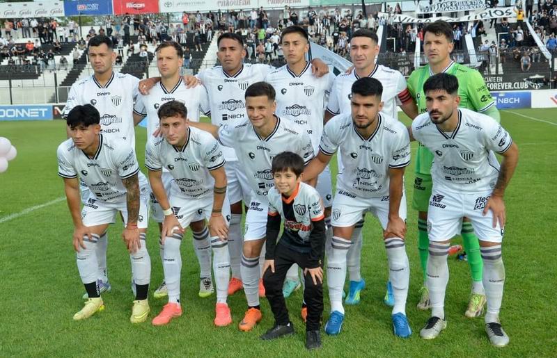 For Ever llega a Puerto Madryn, con varios cambios
