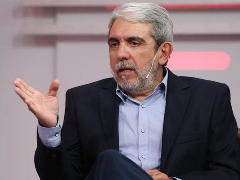 Aníbal Fernández, con «los tapones de punta» y «sin pelos en la lengua»